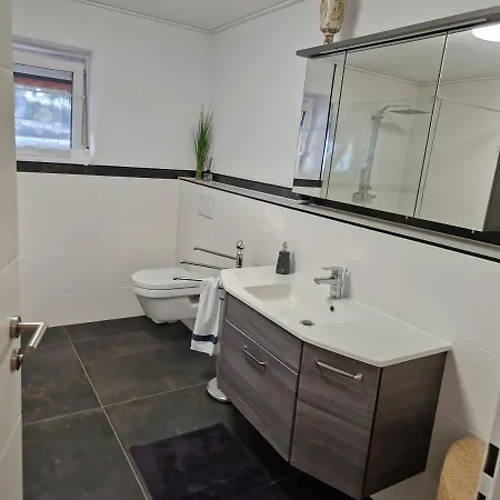 Ferienwonung Mit 3 Schlafzimmer Apartment Pullenreuth
