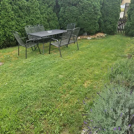 Апартаменты Ferienwonung Mit 3 Schlafzimmer Pullenreuth